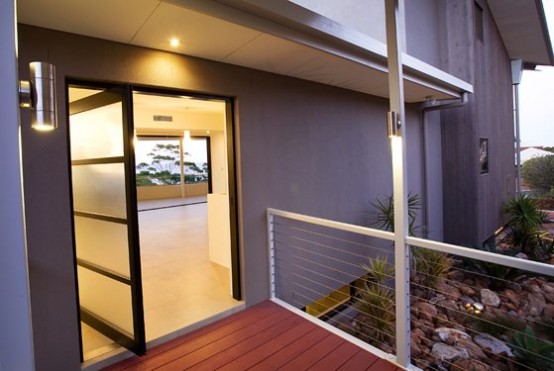 Family Holiday Home With Winged Roof Lines And Ocean View