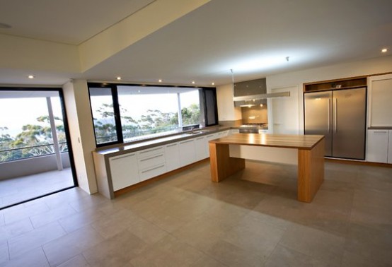 Family Holiday Home With Winged Roof Lines And Ocean View