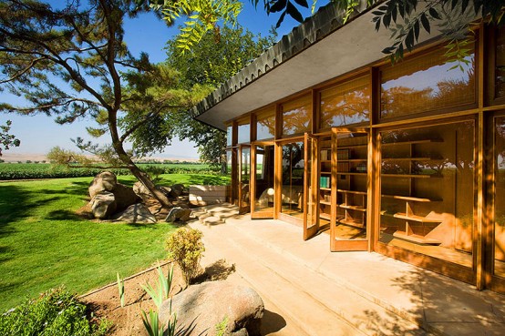 Farm House With Japanese Garden