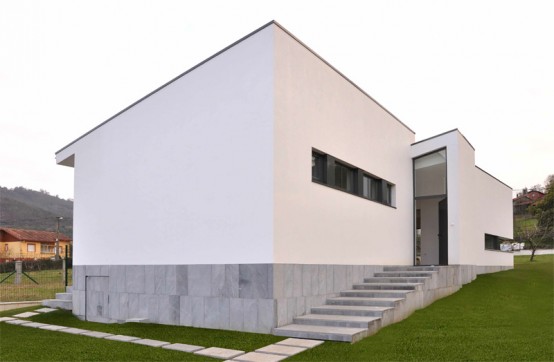 Filled With Light Contemporary House With Black And White Exterior