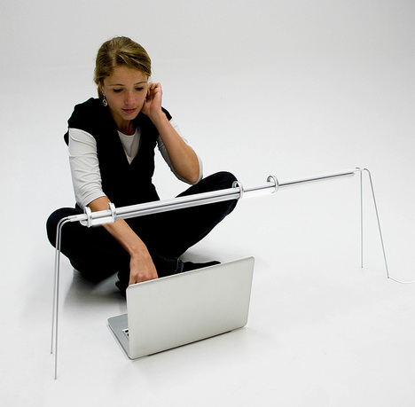 Flexible Desk LED Lamp With Innovative Controlling System - DigsDigs
