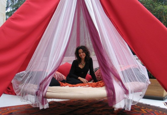 Floating Bed For Enjoying Staying Outdoors