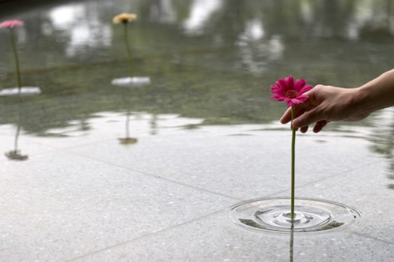 Floating Ripple Vases By ooDesign