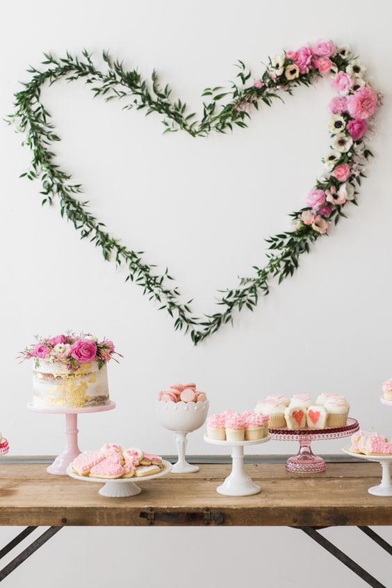 masă de desert floral girlish pentru un duș modern pentru bebeluși