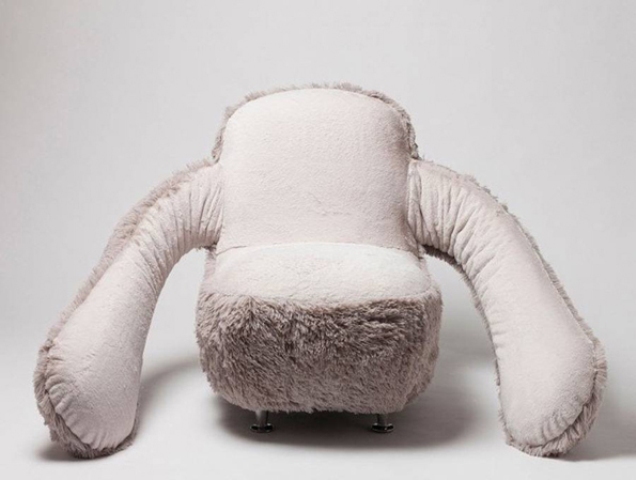 Free Hug Sofa To Relax After A Hard Day