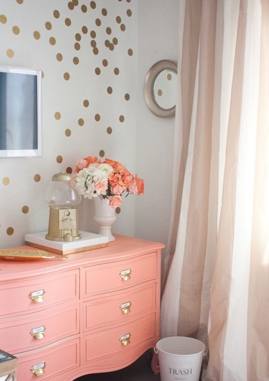 Fun And Bright Polka Dot Home Decor Ideas