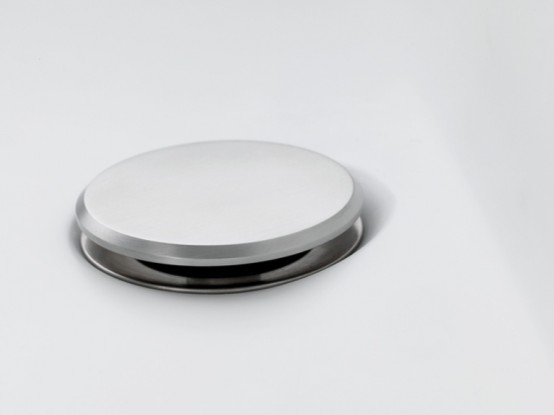 Functional Minimalist White Bathroom Furniture
