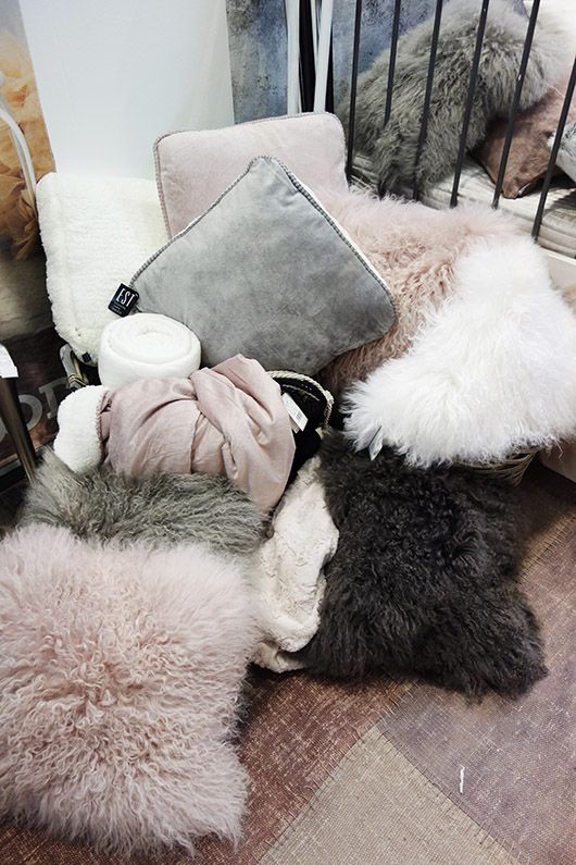 Fur Home Decor Ideas For Cold Seasons