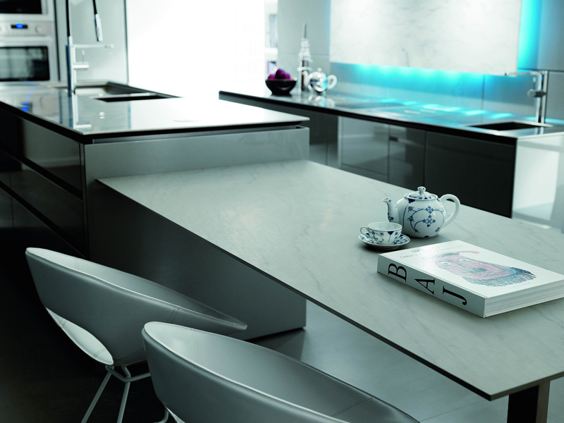 Futuristic Kitchen Design from Italy by Toncelli - DigsDigs