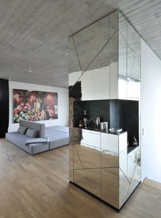futuristic penthouse with mirror walls 7 554x751