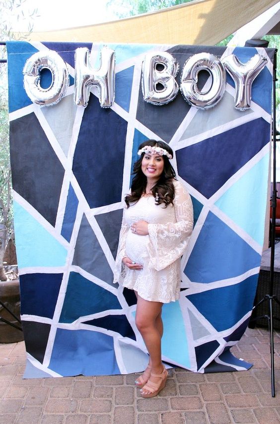 geometric backdrop for a boy baby shower