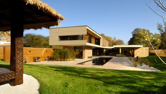 Austrian House Design With Attractive Japanese Style Garden – Haus Angerhofer