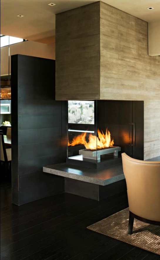 Glass Fireplaces To Watch The Fire From All Angles