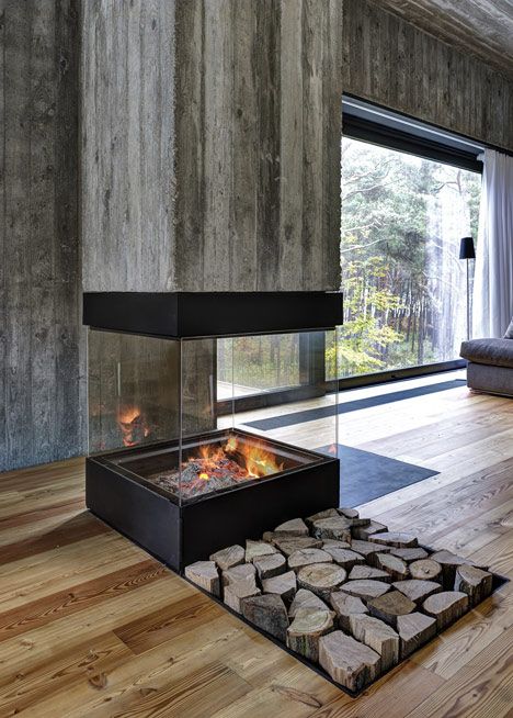 Glass Fireplaces To Watch The Fire From All Angles