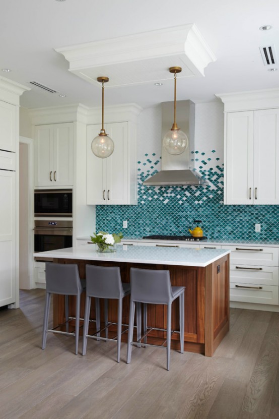 Gorgeous And Eye Catching Fish Scale Tiles Décor Ideas