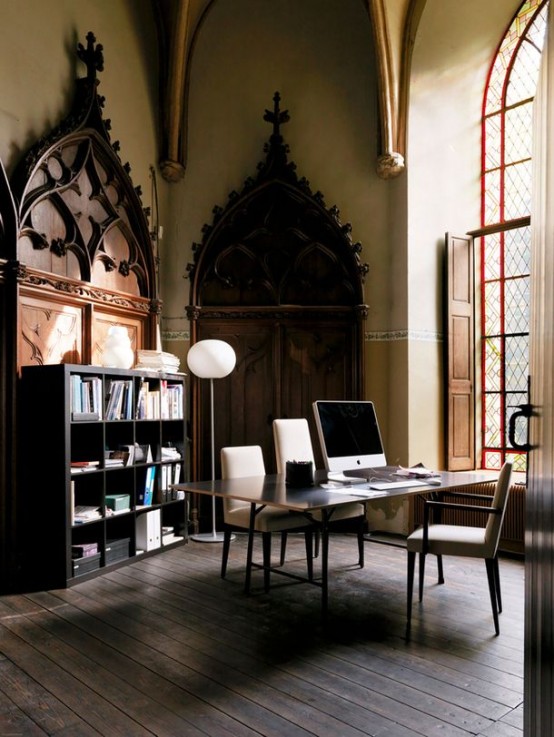 21 Gorgeous Gothic Home Office And Library DÃ©cor Ideas - DigsDigs