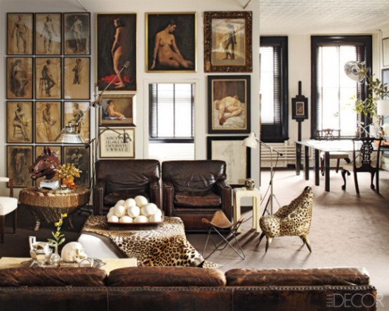 Gorgeous Living Room With Nude Studies On A Wall