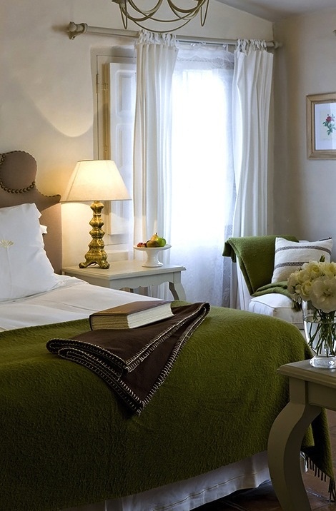 Green Accents In Bedrooms