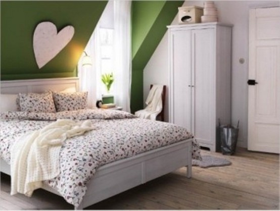Green Accents In Bedrooms