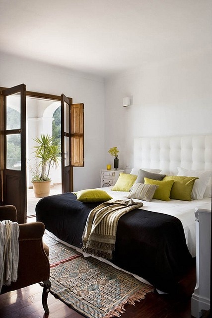 Green Accents In Bedrooms