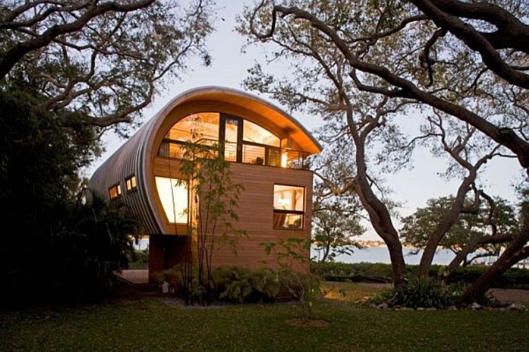 Hammock Shaped Guest House