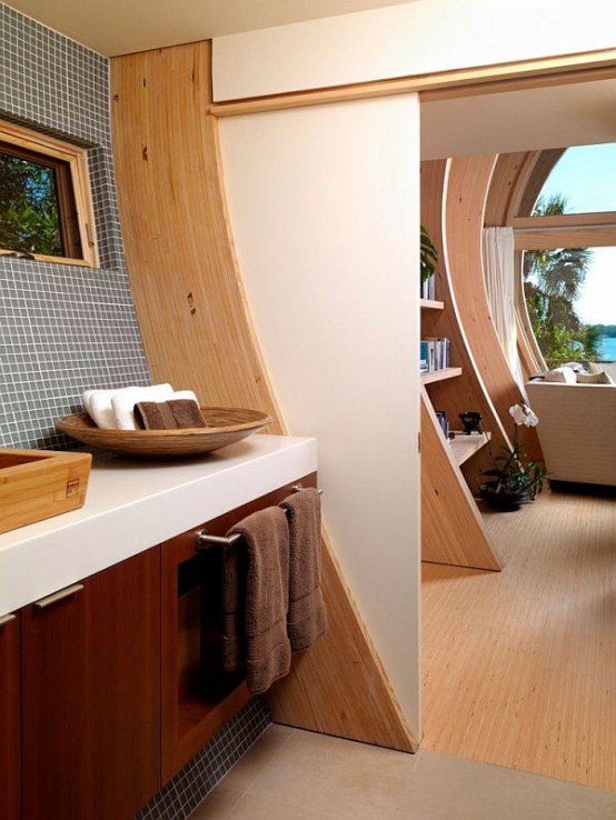 Hammock Shaped Guest House