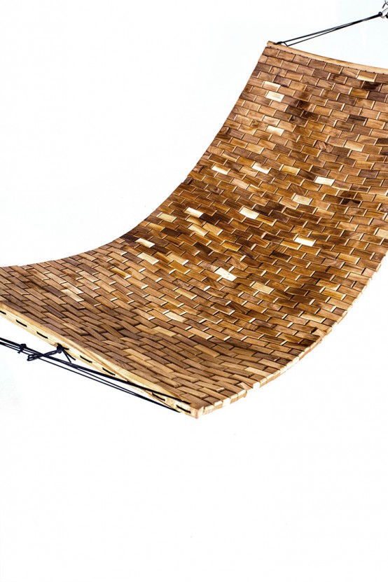 Handcrafted Walnut Para Hammock For Complete Relaxation