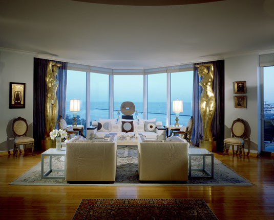 Extravagant Apartment Design