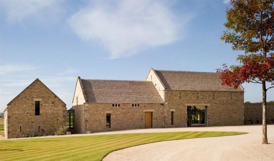 Barn Converted To The Contemporary House With a Pool