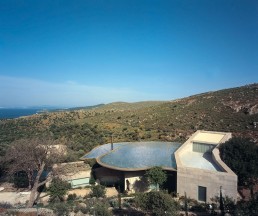 House With A Pool On The Roof