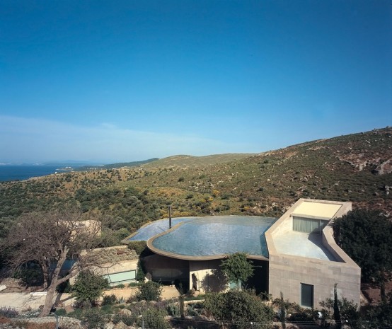 House With A Pool On The Roof