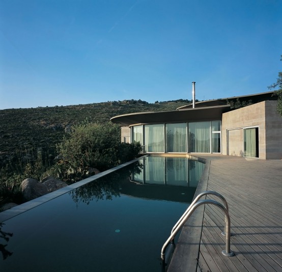 House With A Pool On The Roof