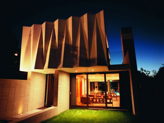 House With Sculptural Cast Concrete Facade