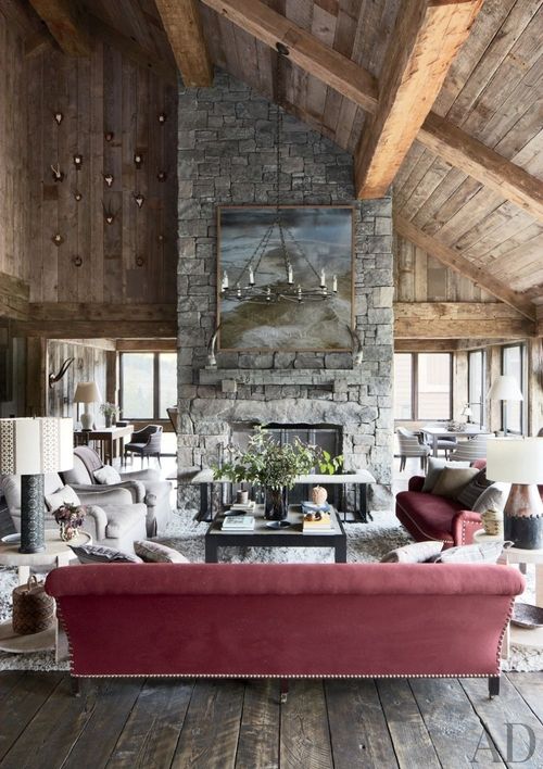 How To Accentuate Your Living Room With Marsala Ideas