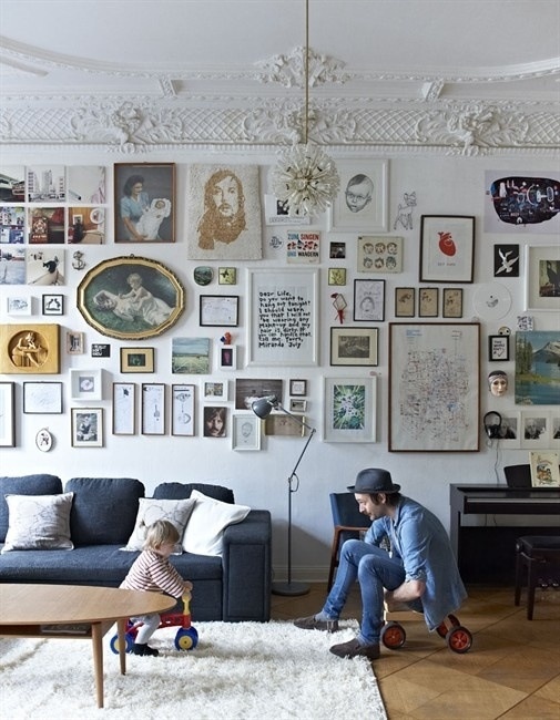 white stucco on the ceiling and walls is a chic and beautiful idea for any space, and a lovely pendant lamp adds to the space