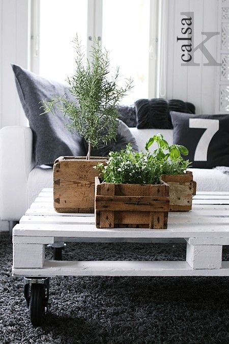 How To Incorporate Wood Crates Into Decor Ideas