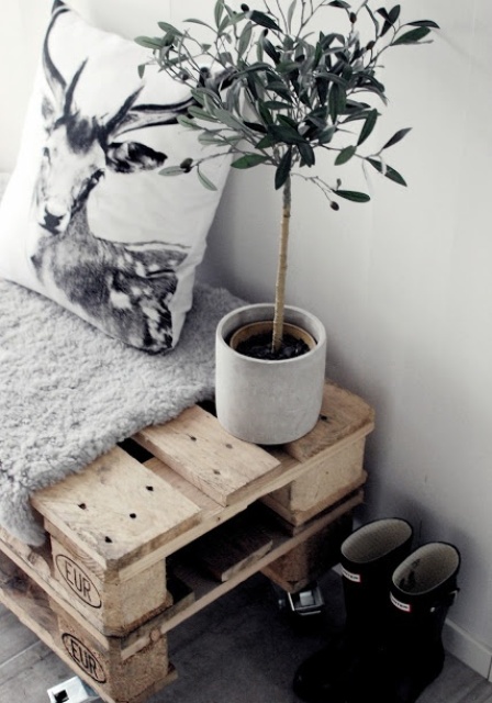 How To Incorporate Wood Crates Into Decor Ideas