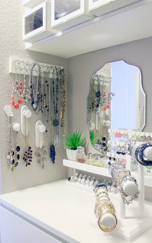 how to organize your jewelry in a comfy way: 40 ideas