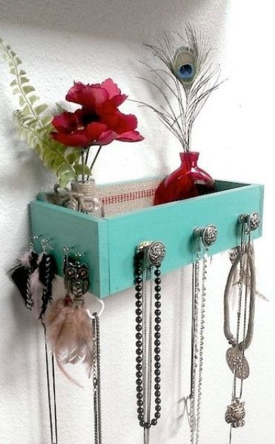 Picture Of how to organize your jewelry in a comfy way ideas  40