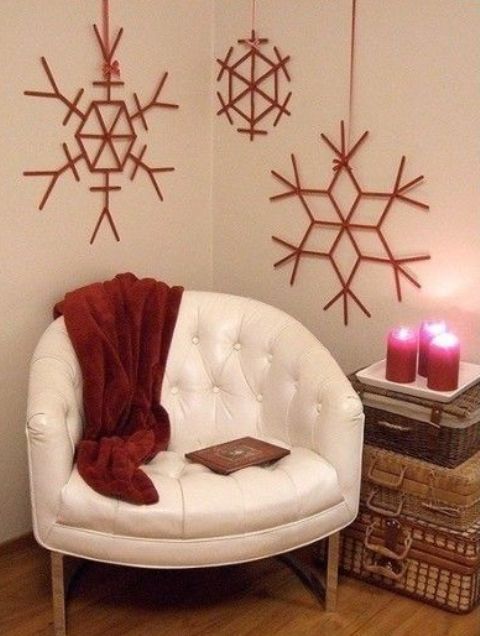 How To Use Snowflakes In Winter Decor Ideas
