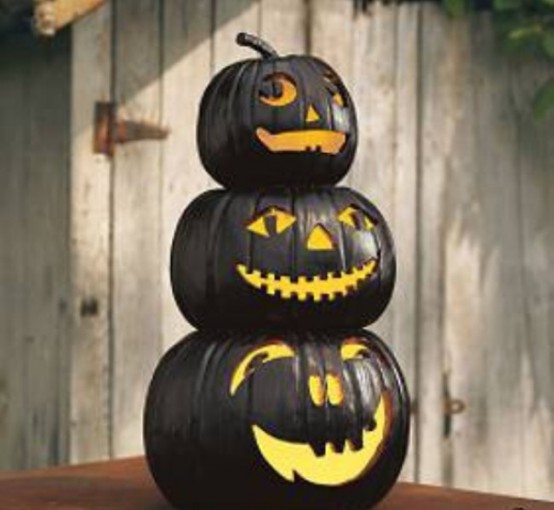Ideas For Elegant Black And White Halloween For a more original look paint your jack-o-lanterns in several coats of glossy black. You'd be amazed how cool they'd look like.