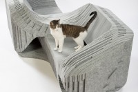 imaginative-and-bold-cat-houses-with-futuristic-designs-9