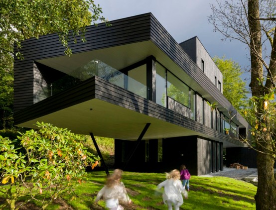 Impressive Dark Scandinavian Home With Modern Interiors