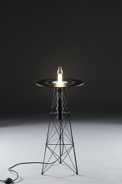 Impressive Electromagnetic Table By Florian Dussopt