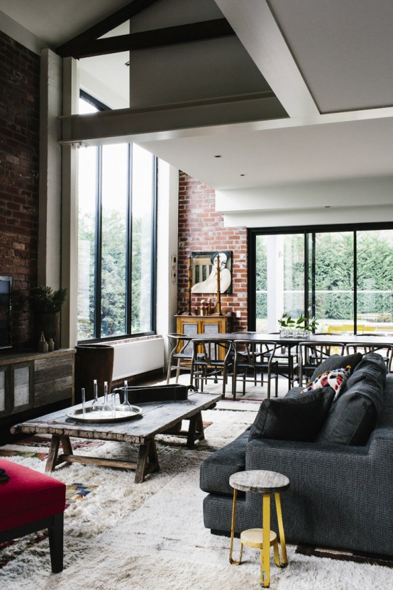 Industrial And Ethnic Loft Of An Old Warehouse