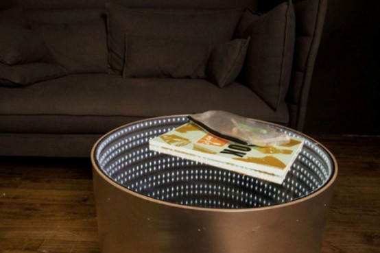 Infinitum Table With A Led Optical Illusion