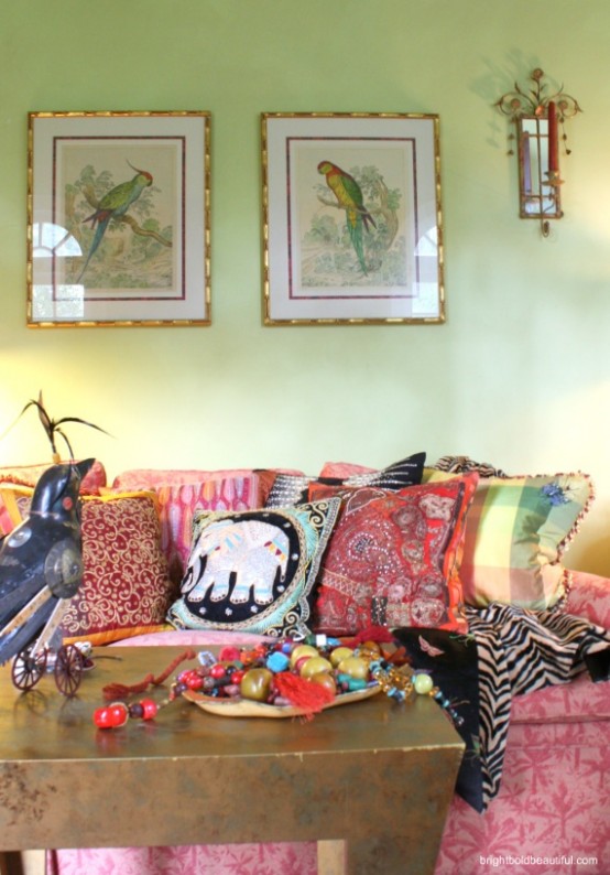 Mismatched pillows works as good in boho living rooms as mismatched chairs in boho dining areas.