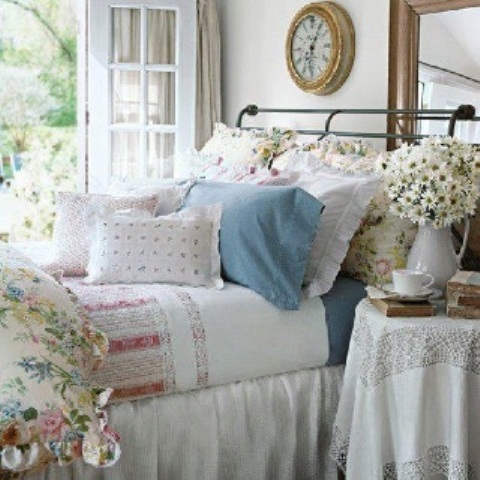 Inspiring Fresh Summer Bedroom Designs
