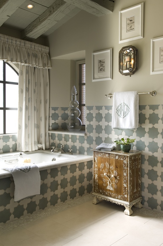 Eastern Luxury: 48 Inspiring Moroccan Bathroom Design Ideas - DigsDigs