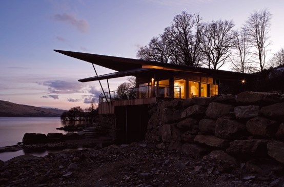 Jamesbond Inspired Boathouse